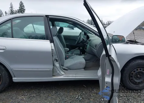 2003 Mitsubishi Galant Es/Ls z USA, uszkodzony, nr VIN 4A3AA46G83E048217